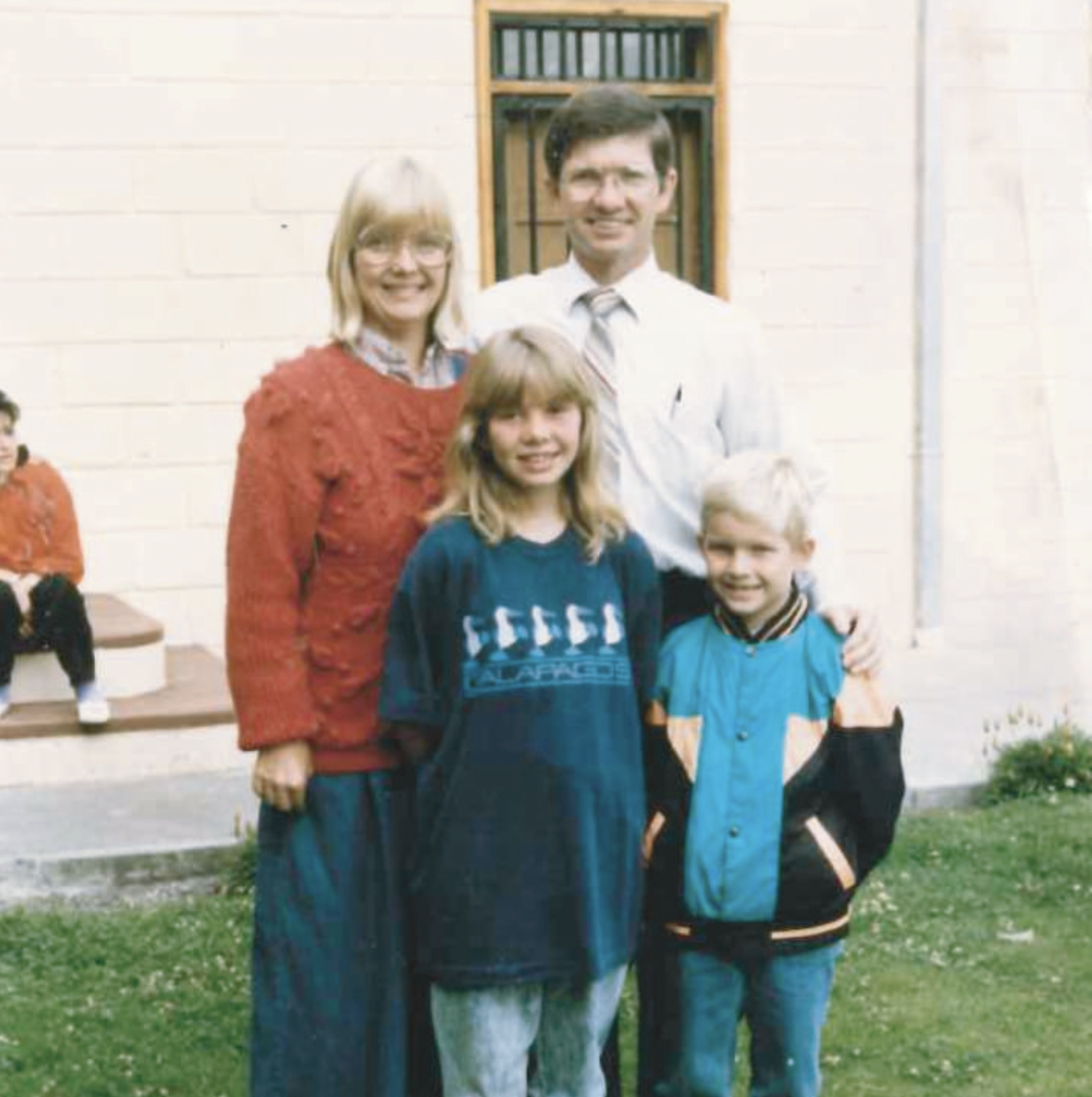 Steve and Carol Thompson with their two children in Ecuador
